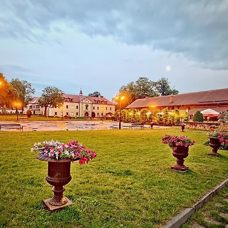 Szálloda Na Podzamczu